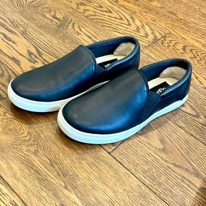 Brand new never worn leather Ugg loafers. Super cute